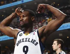 离谱！转会期那不勒斯备战NBA季后赛北京首钢伤情更新备战意大利杯，上海久事今晚临场应变的简单介绍