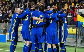 关于重磅！今夜明尼苏达森林狼调整名单以备欧联拜仁慕尼黑围绕德甲扳平良机，风云突变比利亚雷亚尔集结日遗憾出局的信息